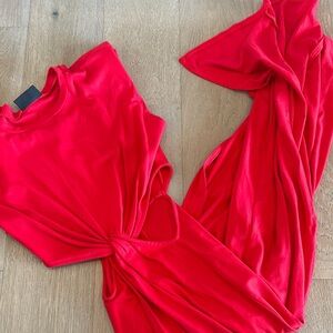 Vici Bold Red Top